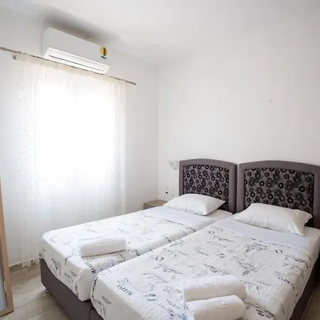 Liana Studios Mykonos Town