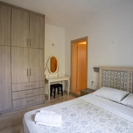 Liana Studios * Mykonos Town